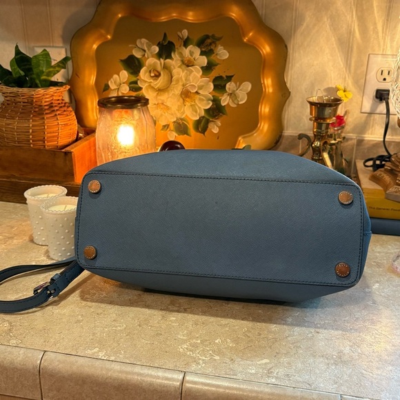 Michael Kors Blue Satchel w/ Optional crossbody Strap & Structured Design - Picture 7 of 15